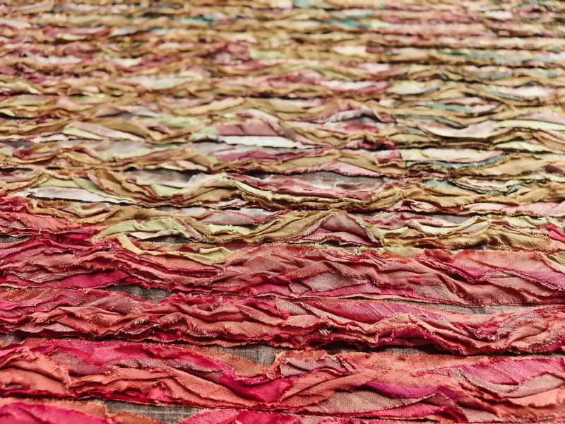 班服制作全流程指南：从面料选择到数码印花成品交付