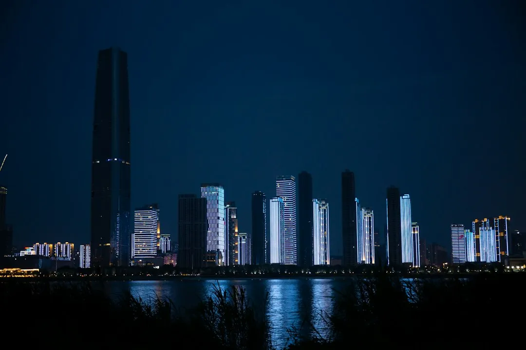 重庆雯语宁数码印花T恤定制：技术参数与工艺对比分析