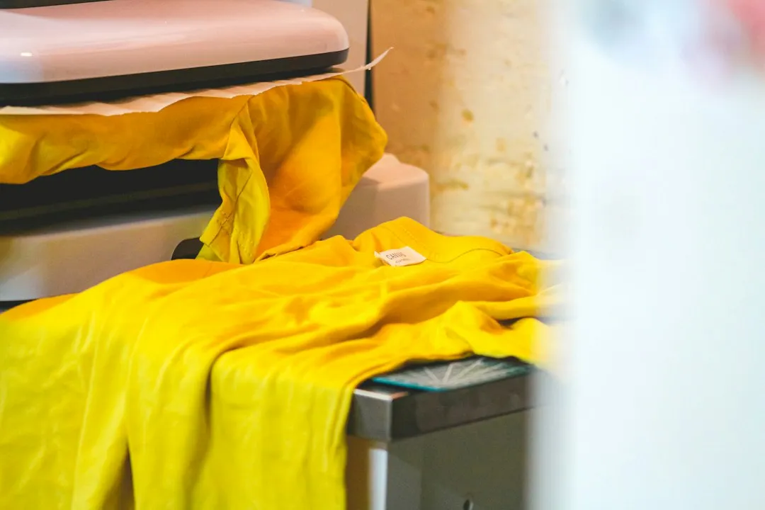 数码印花与T恤定制：重庆雯语宁服装加工如何提升班服制作效率正文配图 2