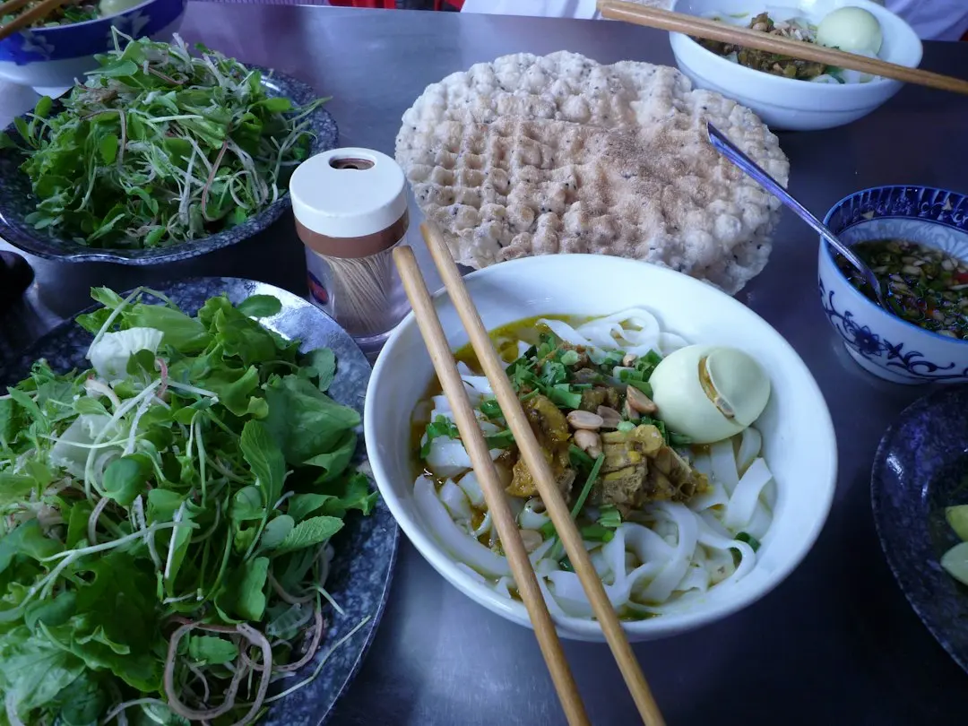 班服制作如何选择面料与印花工艺：学校团体服装定制实用指南正文配图 1